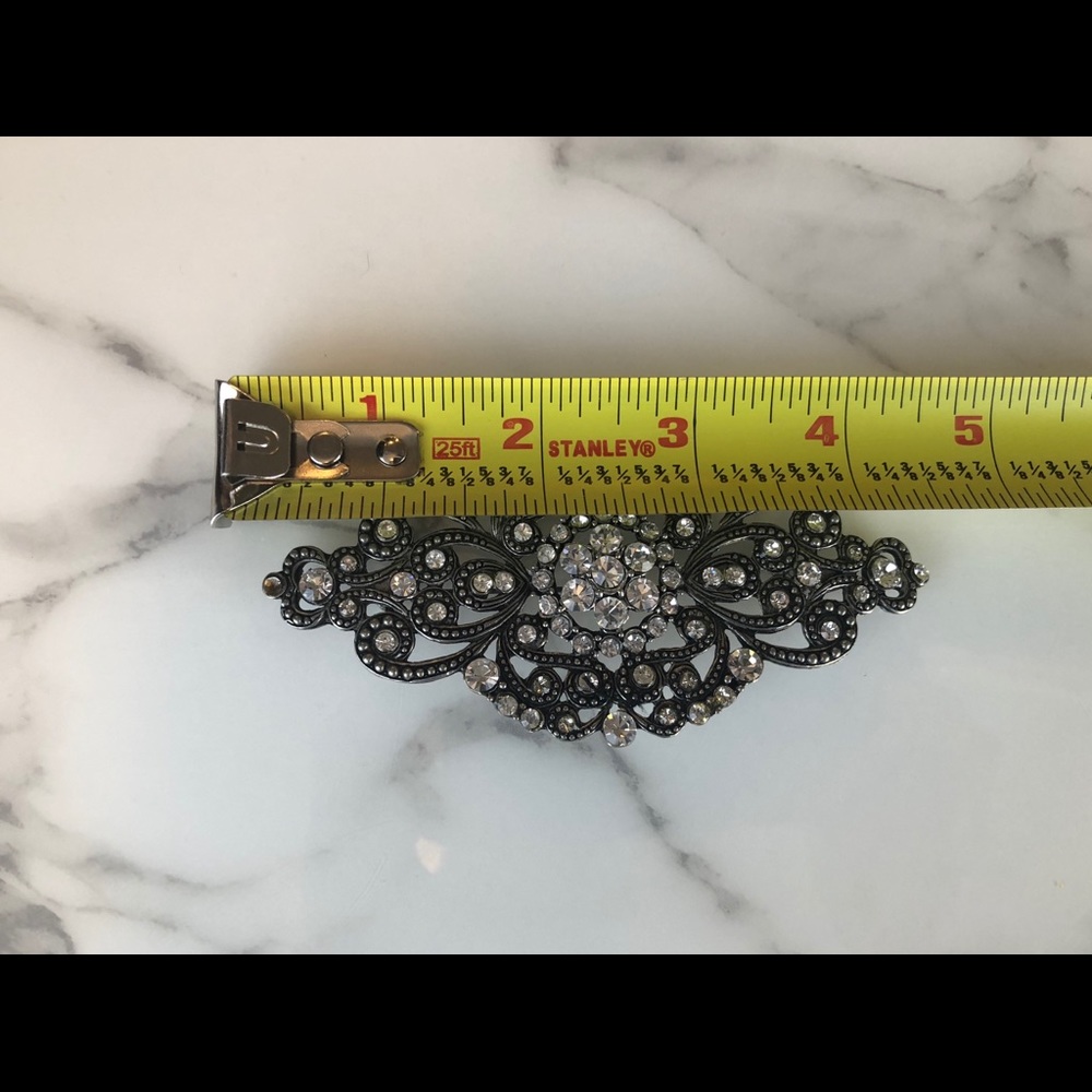 Silver Brooch with Rhinestones - Picture 4 of 5